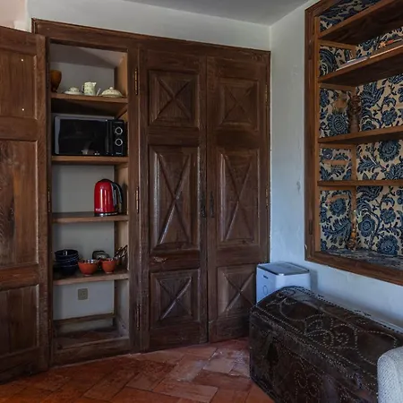 Wow Suites By Lovelystay Apartman